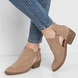 Maurices Nora Faux Leather Open Side Ankle Bootie Block Size 6.5